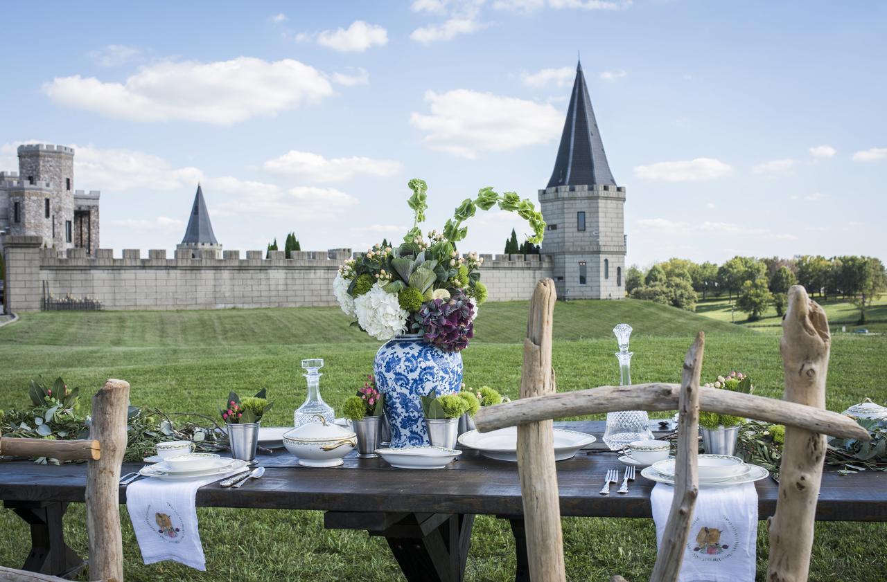 Kentucky Castle Hotel Versailles Kültér fotó