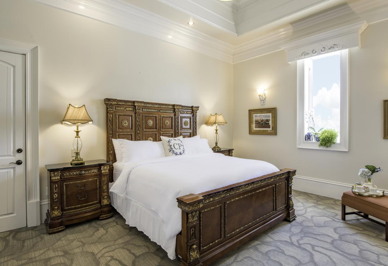 Kentucky Castle Hotel Versailles Kültér fotó