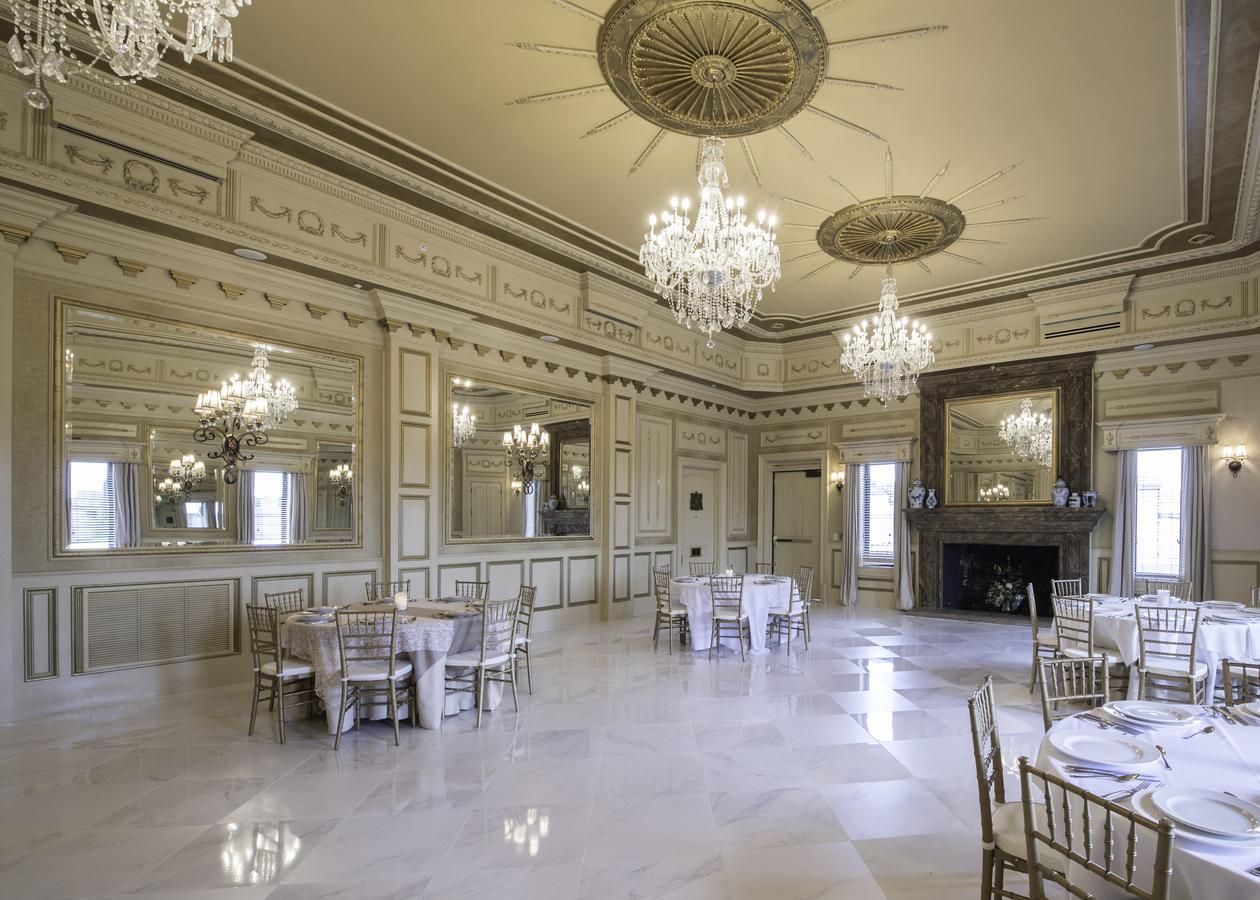 Kentucky Castle Hotel Versailles Kültér fotó