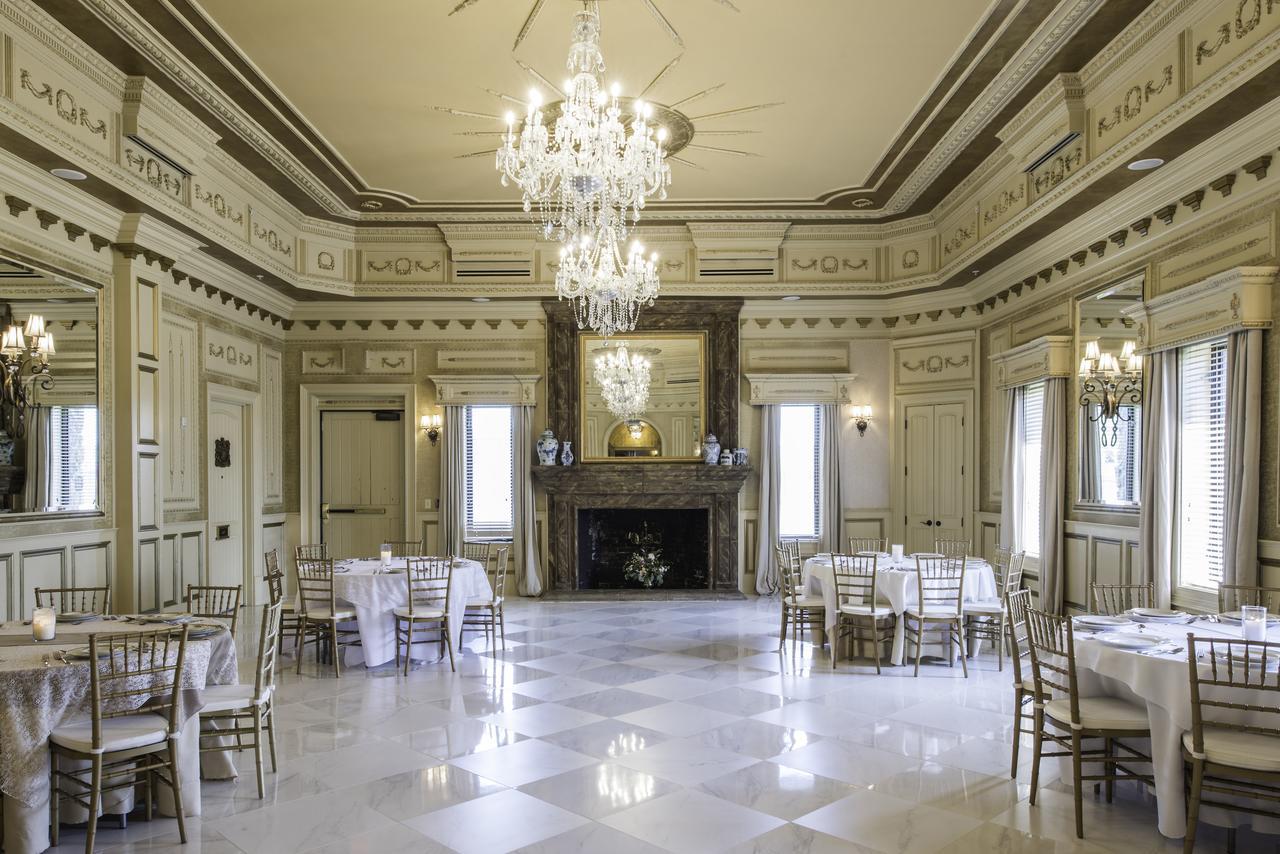Kentucky Castle Hotel Versailles Kültér fotó