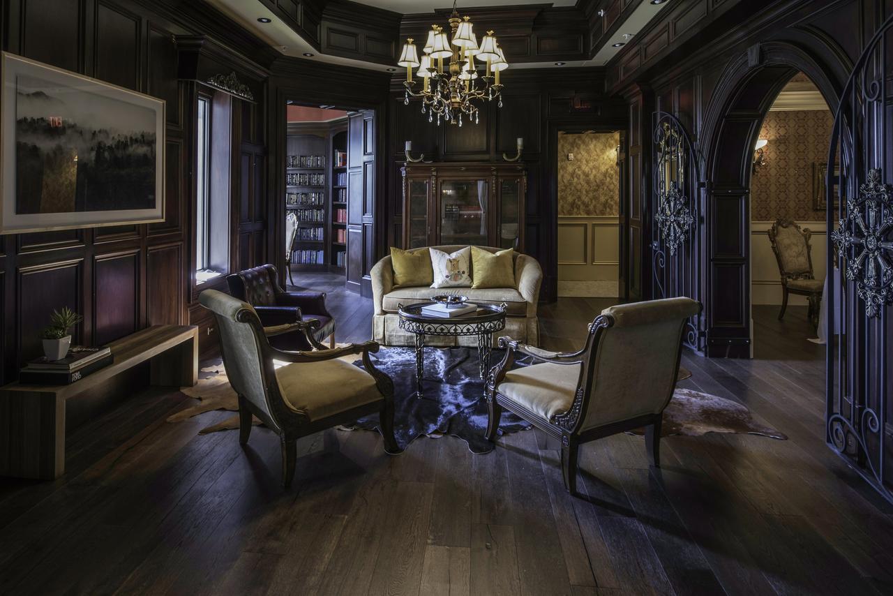 Kentucky Castle Hotel Versailles Kültér fotó