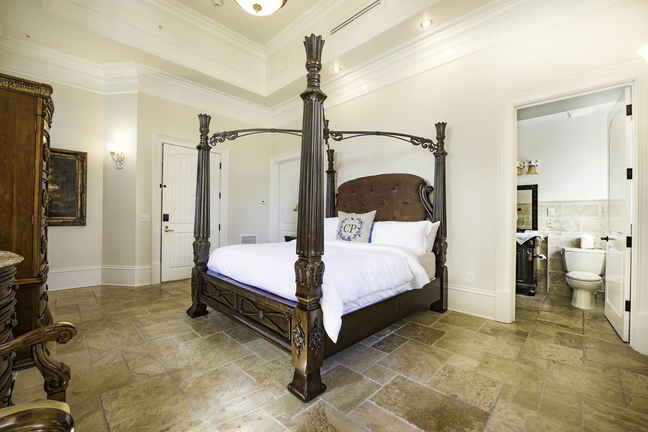 Kentucky Castle Hotel Versailles Kültér fotó
