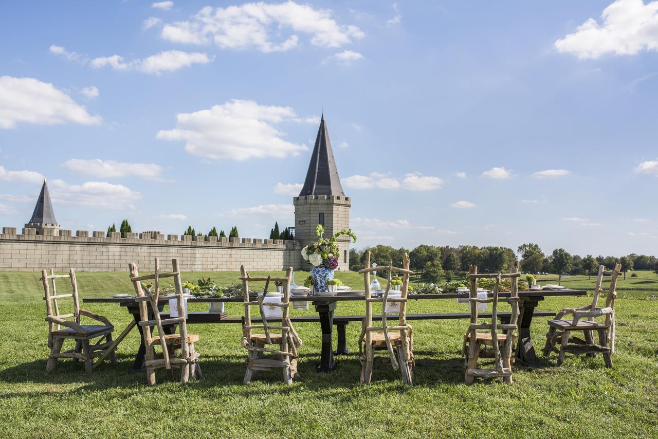 Kentucky Castle Hotel Versailles Kültér fotó