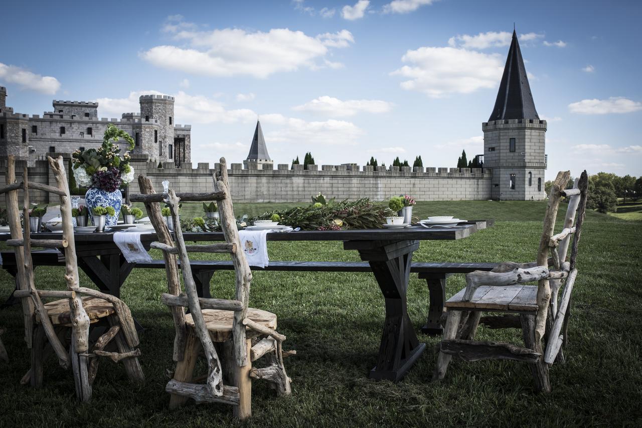 Kentucky Castle Hotel Versailles Kültér fotó