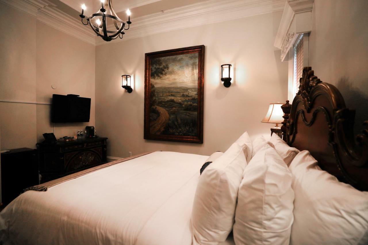 Kentucky Castle Hotel Versailles Kültér fotó